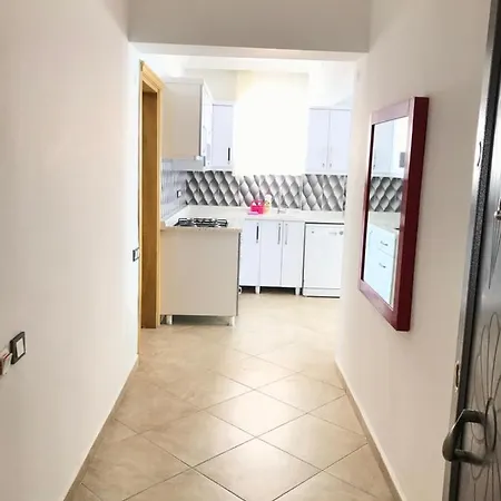 Didim Altinkum Apartment *